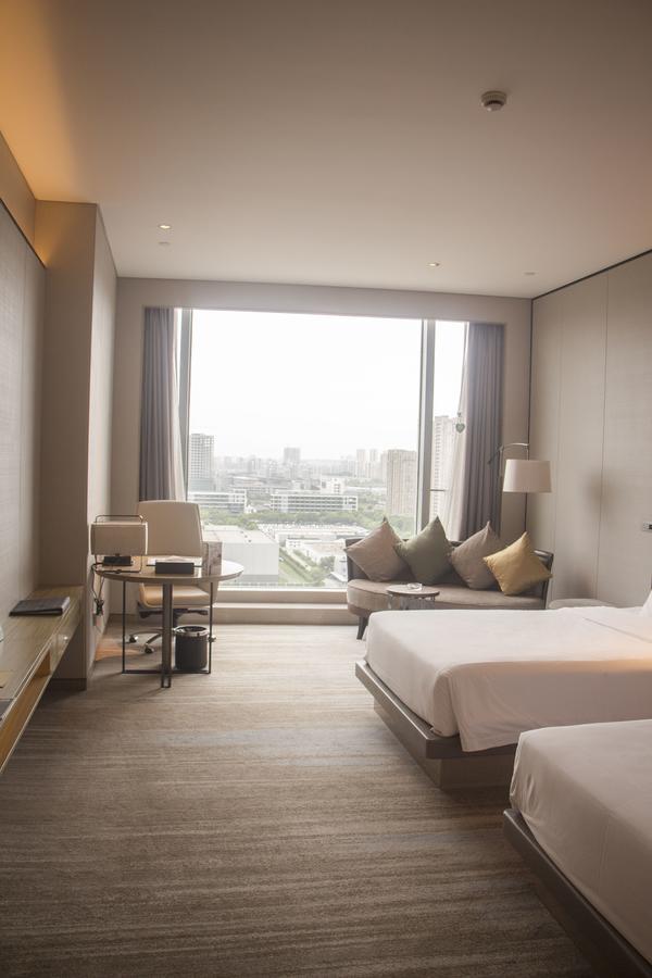 Nanjing Golden Eagle Summit Hotel Exterior photo